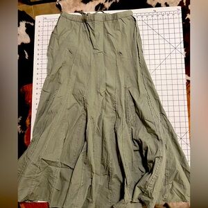 Cabi EUC khaki green flowy boho lace up skirt XS